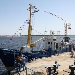 Волгоградскому филиалу ВНИРО передали научно-исследовательское судно «Виктор Климов». Фото пресс-службы областной администрации