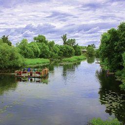 Река Судогда, на которой расположен один из участков для аквакультуры. Фото из «Википедии»