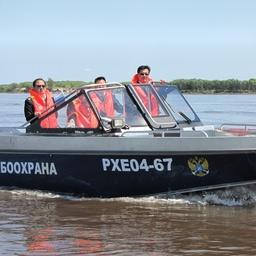 Российские и китайские рыбинспекторы организовали совместные рейды на реке Амур. Фото пресс-службы Амурского теруправления Росрыболовства