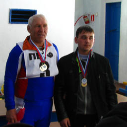 Серебряные призеры в личном зачете: Борис БУДАНЦЕВ (ОАО «ПБТФ») и Антон АНТОШКИН (ДМУ)