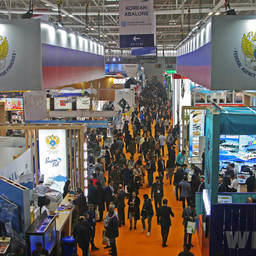 Рыбопромышленные компании из России уже третий год подряд полноценно участвуют в выставочных мероприятиях в Циндао. Фото пресс-службы ФАР