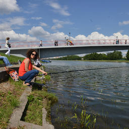 В Москве на гребном канале в Крылатском прошел открытый турнир по любительской рыбалке. Фото пресс-службы ФАР