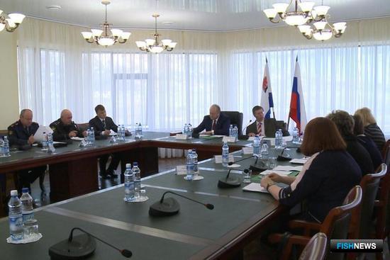 Министр юстиции РФ Александр КОНОВАЛОВ провел совещание на Камчатке. Фото пресс-службы правительства региона