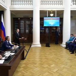 Встреча главы государства Владимира ПУТИНА с членами Совета законодателей. Фото пресс-службы президента