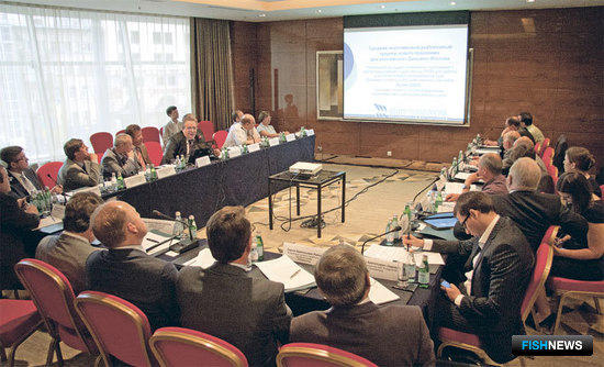Представители рыбопромышленных предприятий и проектных организаций обсуждают «модельный ряд» судов для новой верфи в Калининградской области 