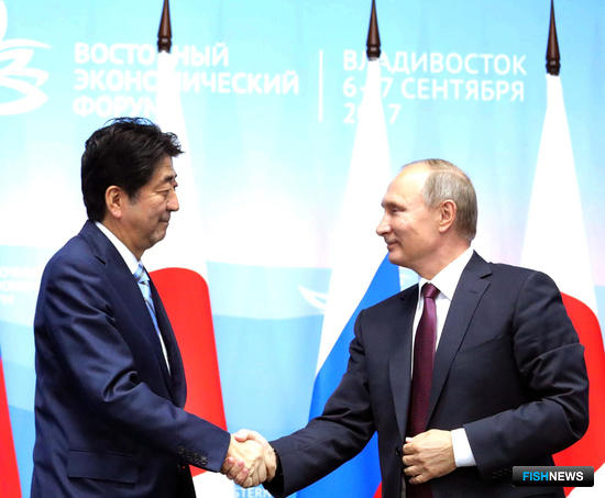 Премьер-министр Японии Синдзо АБЭ и президент РФ Владимир ПУТИН. Фото пресс-службы Кремля