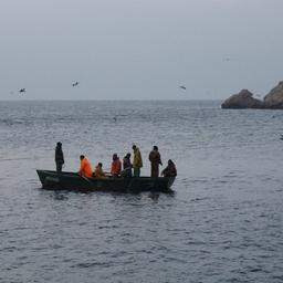 Рыбацкая лодка у берегов Крыма
