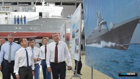 Премьер Дмитрий МЕДВЕДЕВ посетил судостроительный завод «Море». Фото пресс-службы правительства