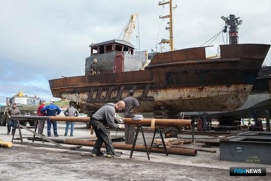 На судоремонтном участке «Курильского рыбака» реконструируют старые РБ-80 практически с нуля. Фото предоставлено предприятием