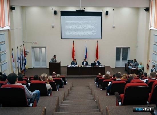 На площадке Дальрыбвтуза прошла IV международная научно-техническая конференция, посвященная актуальным проблемам освоения водных биоресурсов. Фото пресс-службы вуза