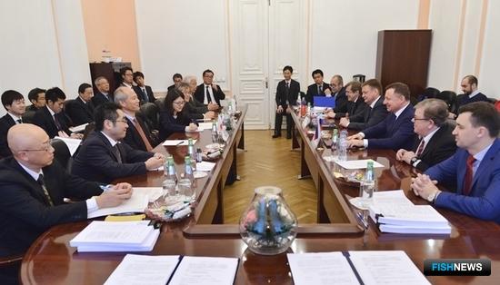 Россия и Япония договорились о взаимных квотах и утвердили план совместных исследований на 2018 г. Фото пресс-службы Росрыболовства