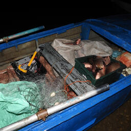Незаконный промысел мужчины вели при помощи лодок и сетей. Фото пресс-службы МВД России