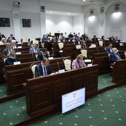 Калининградская дума приняла закон в поддержку аквакультуры и рыболовства. Фото пресс-службы регионального парламента (www.duma39.ru)