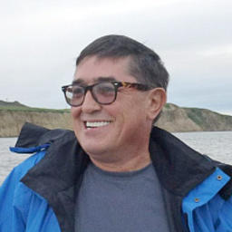 Директор программы по устойчивому морскому рыболовству WWF России Андрей ВИННИКОВ