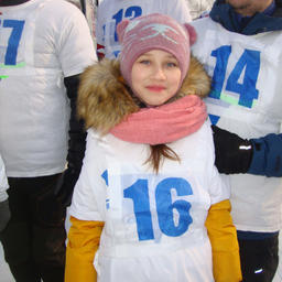 Самая юная лыжница Олеся ПОНОМАРЕВА (9 лет, ученица 3 класса) – представитель команды ТИНРО-Центра. «Рыбацкая лыжня – 2018»
