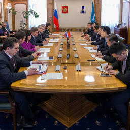 Переговоры руководства Сахалинской области и представителей китайской корпорации COFCO Corporation. Фото пресс-службы правительства региона