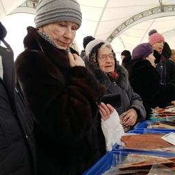 Реализация проекта «Доступная рыба» осуществляется в Сахалинской области с апреля 2015 г. Фото пресс-службы регионально министерства торговли и продовольствия