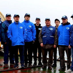 Команда ученых на борту «Профессора Кагановского». Фото пресс-службы ВНИРО