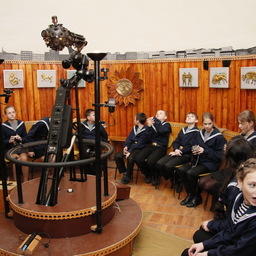 Ученики морского класса школы № 1 города Полярный посетили ММРК им. И.И. Месяцева