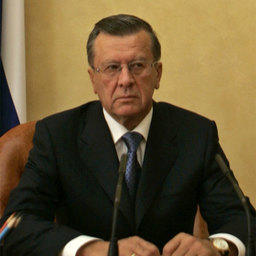 Первый заместитель председателя Правительства РФ Виктор ЗУБКОВ
