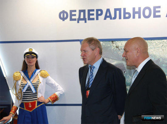 Андрей КРАЙНИЙ и Александр САВЕЛЬЕВ на выставке  "Интерфиш 2009"