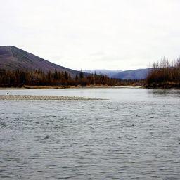 Река Малый Анюй в Нижнеколымском улусе. Фото AlGaman («Википедия»)