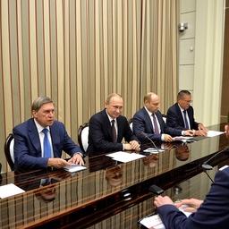 В Сочи состоялась встреча президента РФ Владимира Путина с главой АБИИ Цзинь Лицюнем. Фото пресс-службы Кремля