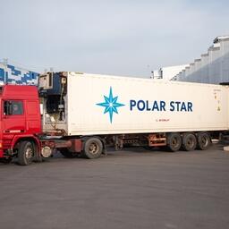 В этом году компания «Полярная звезда» отправила около сотни рефконтейнеров с мурманским крабом по маршруту Санкт-Петербург — Владивосток — Пусан