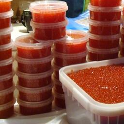 Лимитировать будут вывоз икры непромышленного изготовления — без заводской упаковки и маркировки