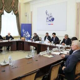 Вопросы соседства марикультурных участков и заповедных акваторий обсудили в Общественной палате. Фото пресс-службы ОП