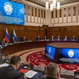 Выездное совещание прошло в Хабаровске. Фото пресс-службы полпредства