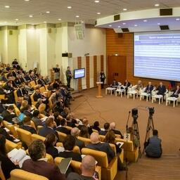 В Госдуме прошли парламентские слушания по второму этапу инвестквот и аукционов