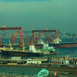 Китайские порты Далянь и Циндао в штатном режиме принимают рыбную продукцию с судов РФ, сообщает Росрыболовство. Фото предоставлено пресс-службой ведомства