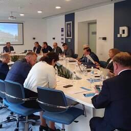 Вопросы работы отрасли в условиях санкций рассмотрели на заседании совета Ассоциации рыбохозяйственных предприятий Приморья