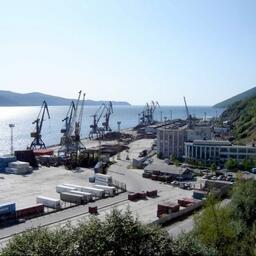 Правительство выпустило распоряжение об увеличении территории магаданского торгового порта. Фото пресс-службы правительства Магаданской области