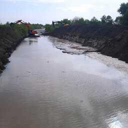 Аракумские и Нижне-Терские нерестово-выростные водоемы почистили от песка и ила. Фото пресс-службы Главрыбвода