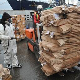 Антиковидная обработка рыбопродукции в порту Владивостока