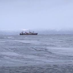 Траулер на Дальнем Востоке