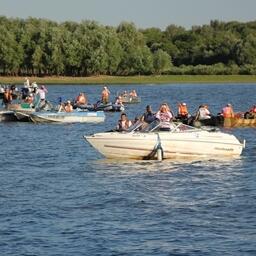Рыбалка с лодок в Астраханской области
