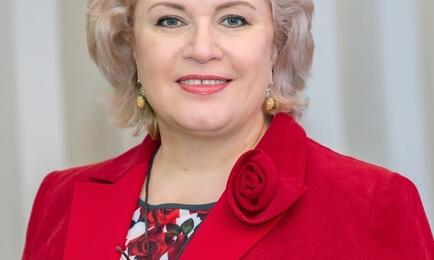 Директор Приморского регионального филиала Россельхозбанка Елена БАКУМЕНКО