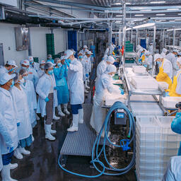 Гостям продемонстрировали, как проходит производственный процесс. Фото пресс-службы РРПК