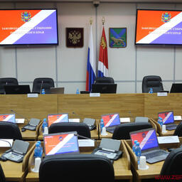Поправки рассмотрели на 13-м заседании Заксобрания Приморского края. Фото пресс-службы регионального парламента