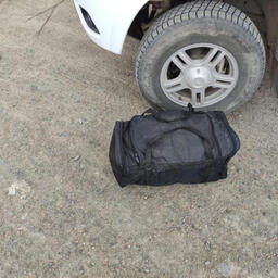 Сумка, в которой перевозился деликатес. Фото пресс-службы УМВД России по Хабаровскому краю