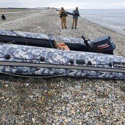 У фигурантов изъяты лодки под руль-мотором. Фото пресс-службы Северо-Восточного теруправления Росрыболовства