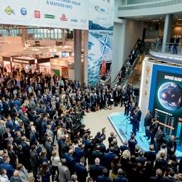 14 сентября 2017 года. Первое открытие: руководитель Росрыболовства Илья ШЕСТАКОВ дает старт Международному рыбопромышленному форуму и Выставке рыбной индустрии