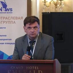 Выступление президента Ассоциации судовладельцев рыбопромыслового флота Алексея ОСИНЦЕВА. Фото пресс-службы АСРФ
