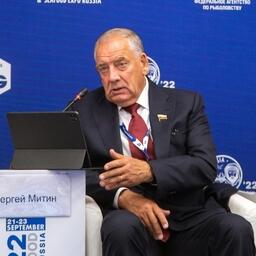 Первый зампред комитета Совета Федерации по аграрно-продовольственной политике и природопользованию Сергей МИТИН