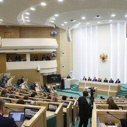 Сенаторы одобрили закон, который позволит при необходимости закрывать российские морские порты для иностранных судов, занимающихся браконьерством. Фото пресс-службы СФ