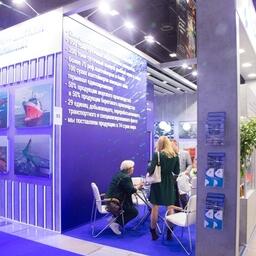 На стенде компании прошли переговоры по поставкам рыбной муки и жира с нового завода на Кунашире