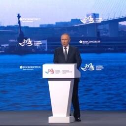Выступление президента Владимира ПУТИНА на пленарном заседании ВЭФ